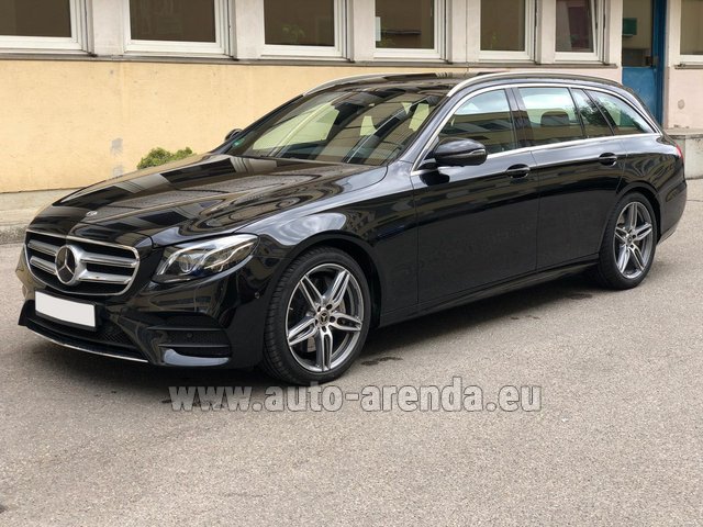 Rental Mercedes-Benz E 450 4MATIC T-Model AMG equipment in the Nice airport