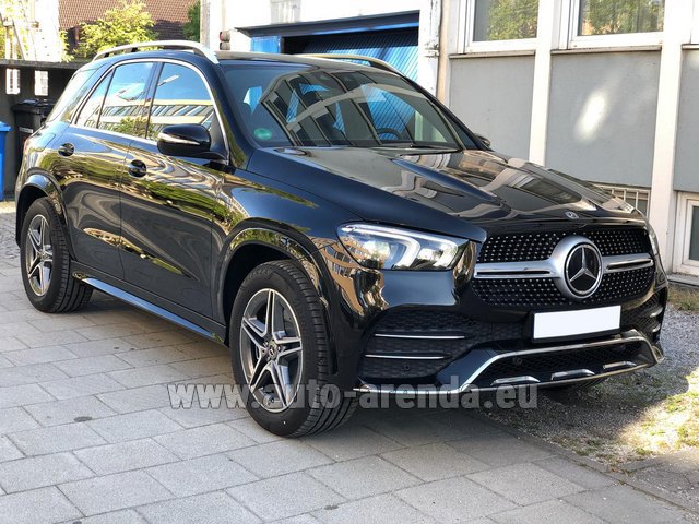 Rental Mercedes-Benz GLE 400 4Matic AMG equipment in Cagnes-sur-Mer