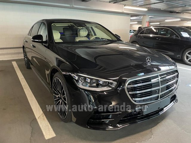Rental Mercedes-Benz S-Class S 500 Long 4MATIC AMG equipment W223 in the Marseille airport