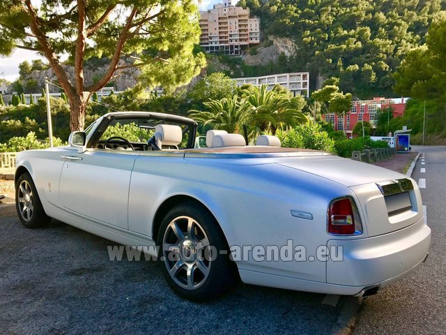 Rental Rolls-Royce Drophead White in La Garde